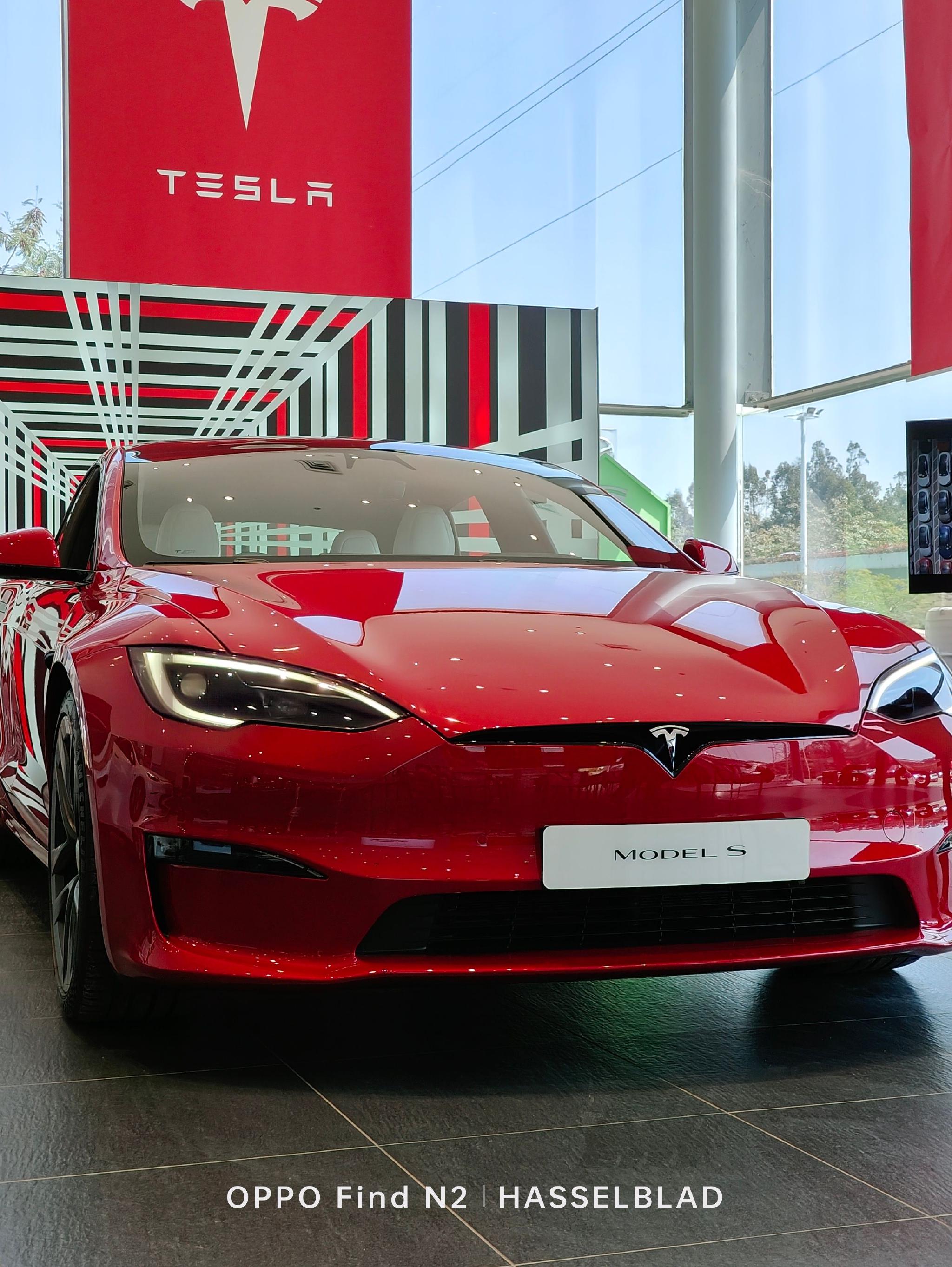 今天在自己家门口感受下特斯拉modelsplaid