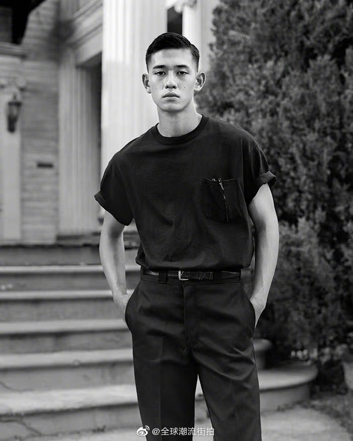 日本男模浅野启介,由内而外散发着一种清冷文艺的气息