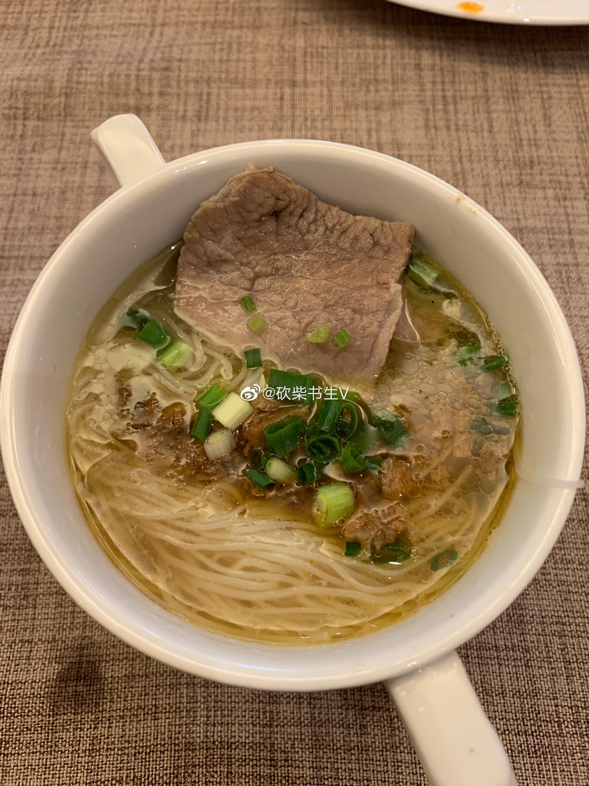 中江挂面在四川享有盛誉,特别是中江空心挂面,面条细如头发丝