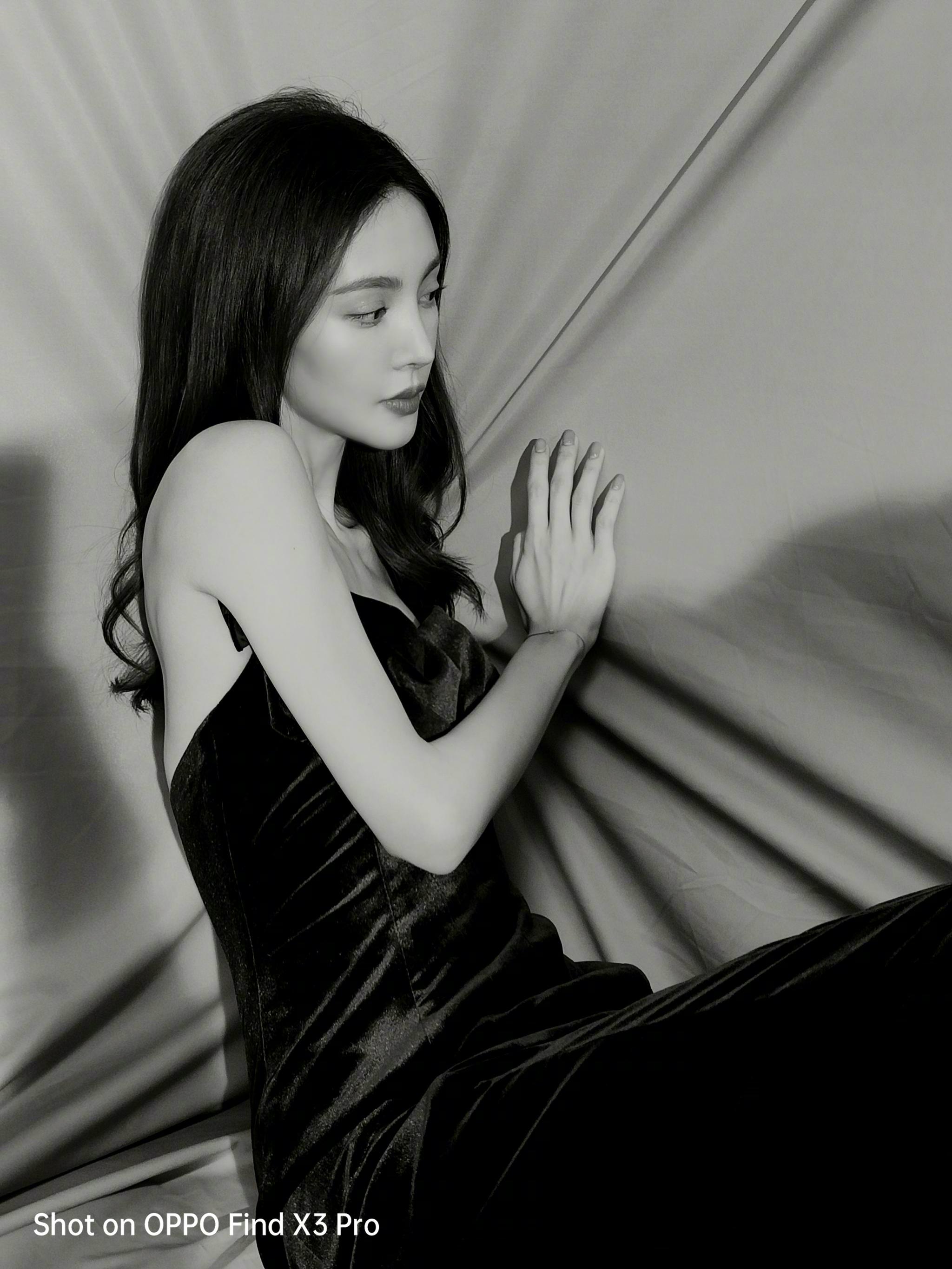 姜文滤镜中走出的金晨楚楚动人