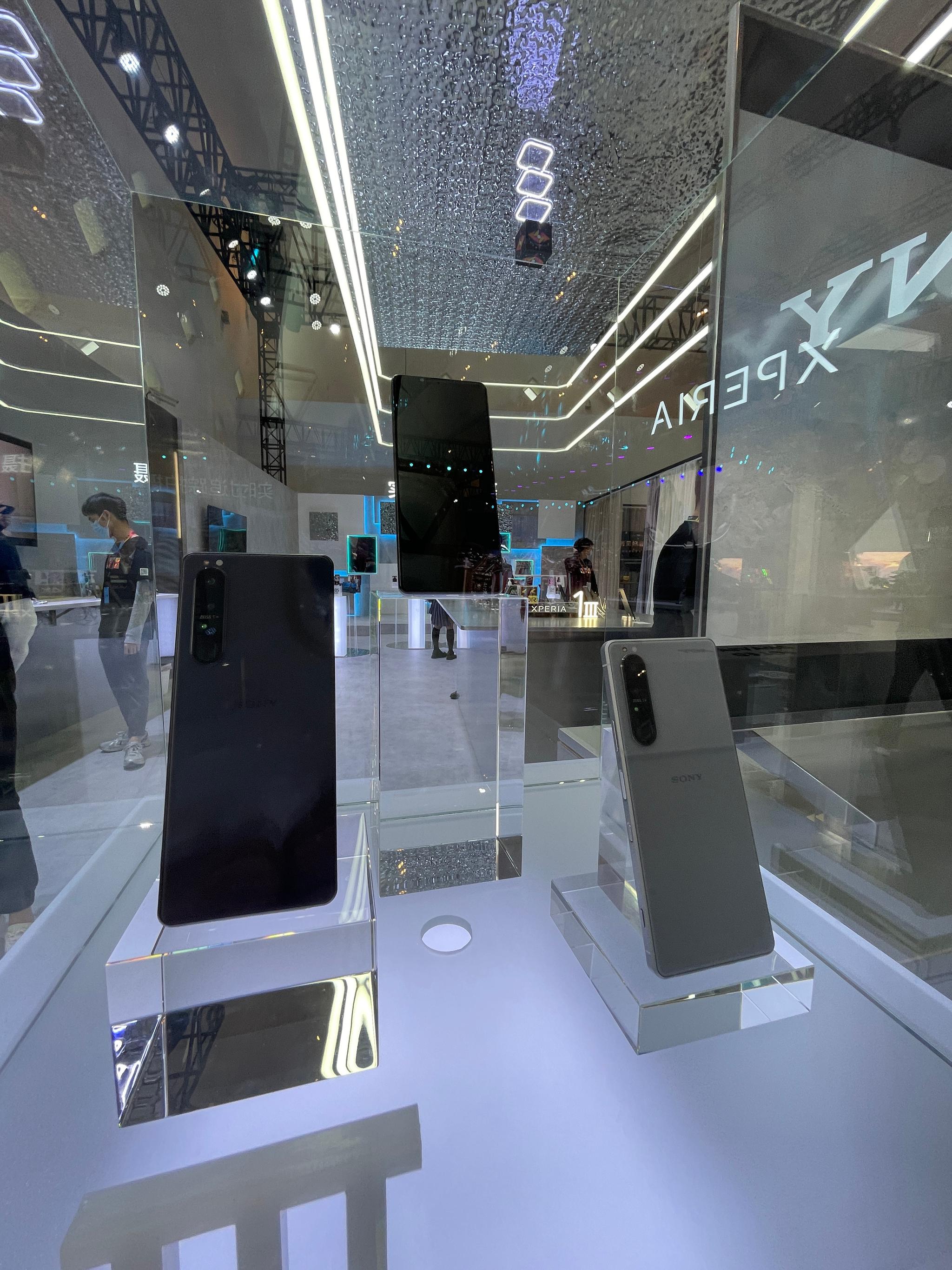 今天的索尼expo发布了xperia1iii的正式售价