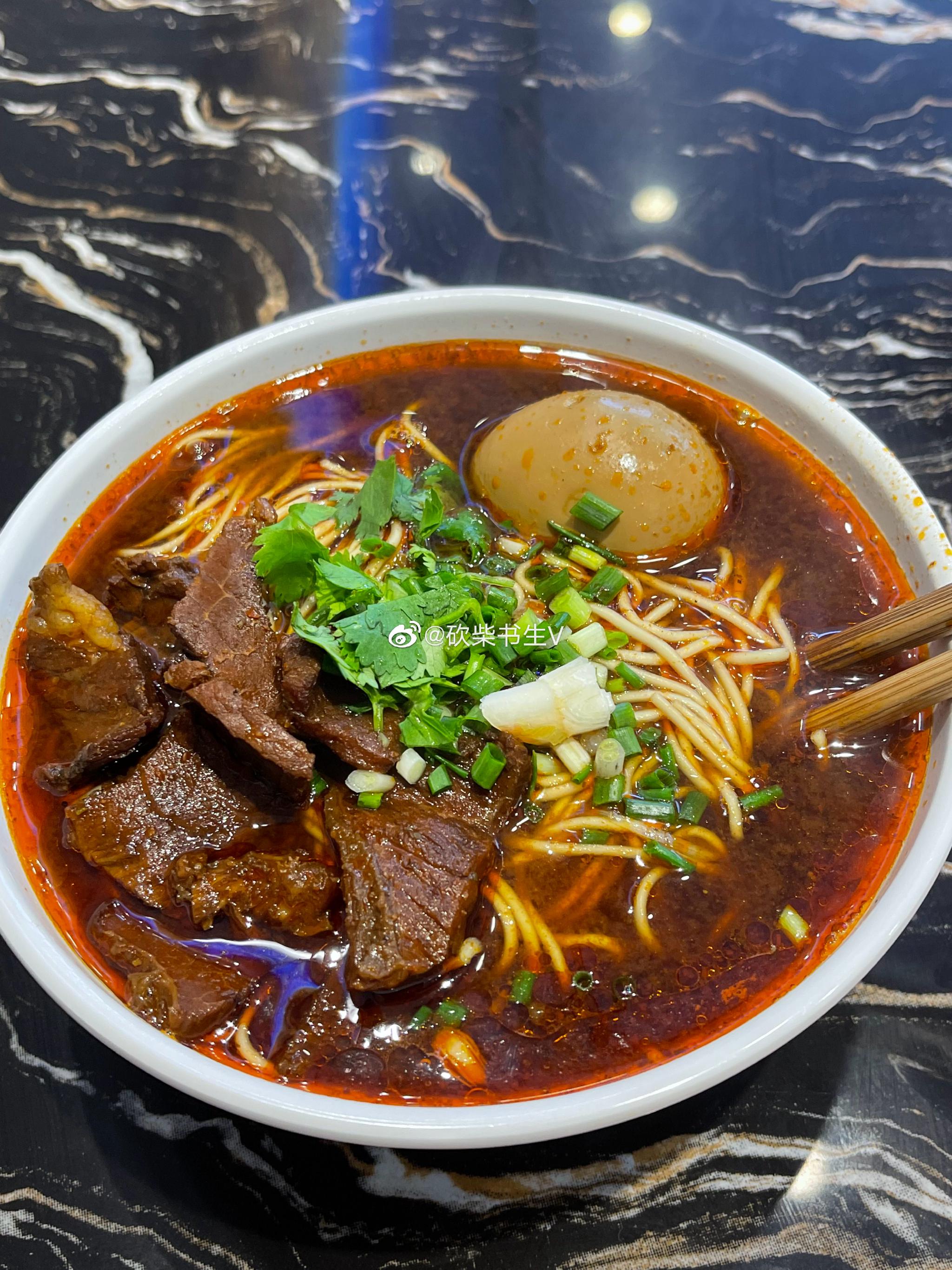 安徽芜湖牛肉面,25一碗,算是襄阳牛肉面的低配版……_高清图集_新浪网