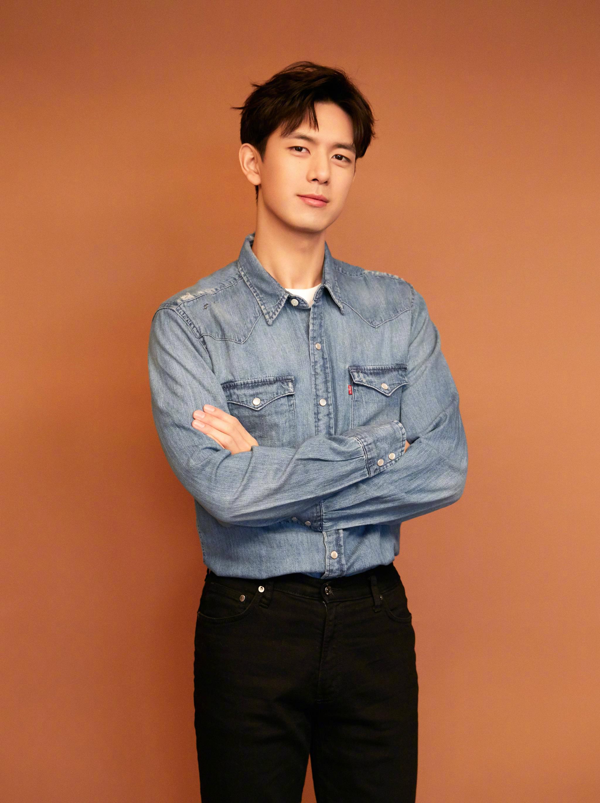 盗号者好猖狂,多次试图强行登录李现社交账号