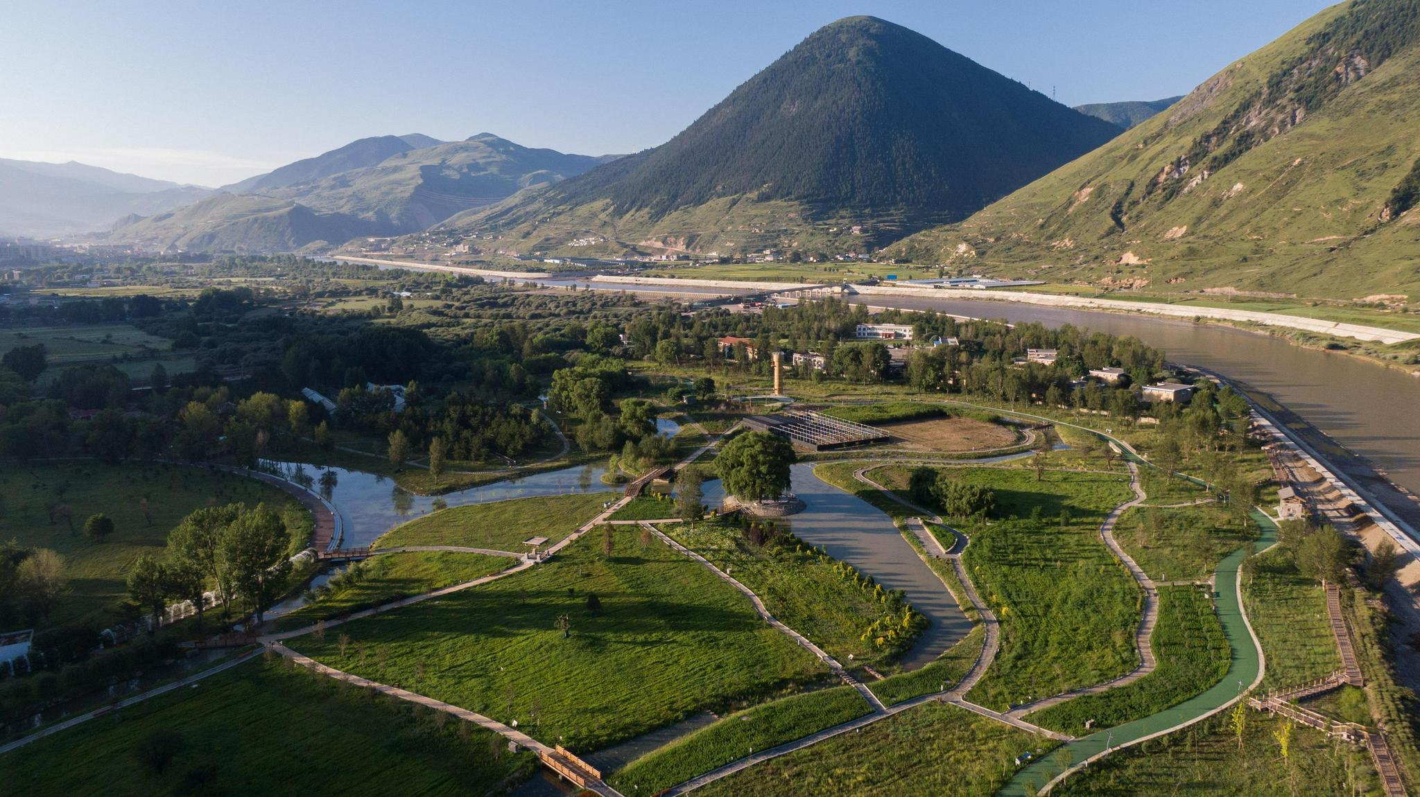 (环境)四川康巴高原植物园开园
