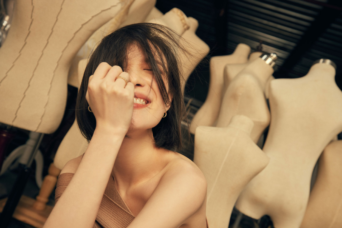 氛围感拍照倪妮