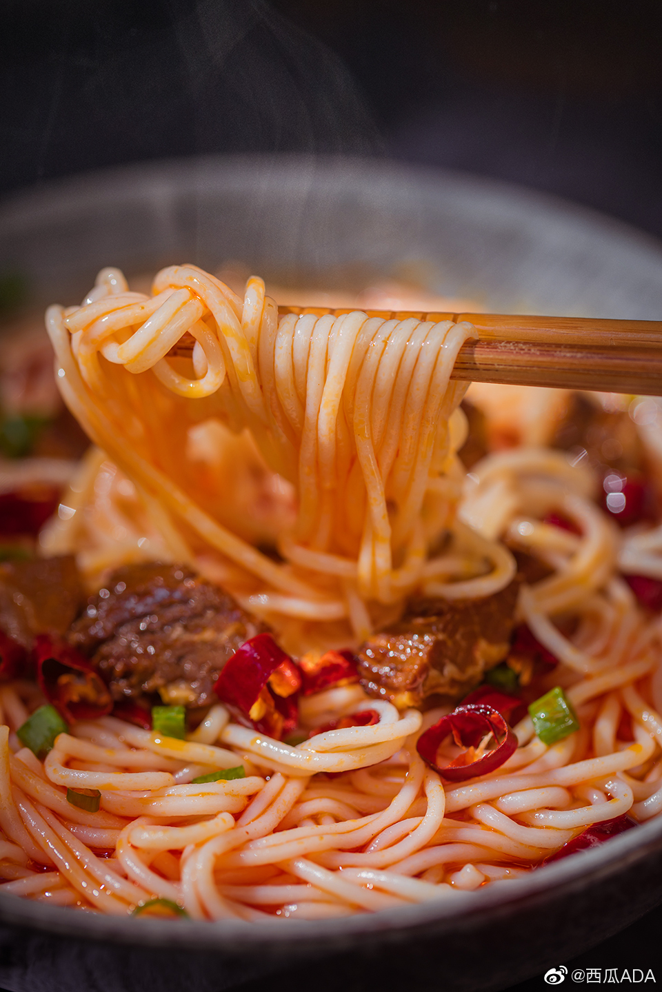 吃个热气腾腾的湖南米粉__财经头条