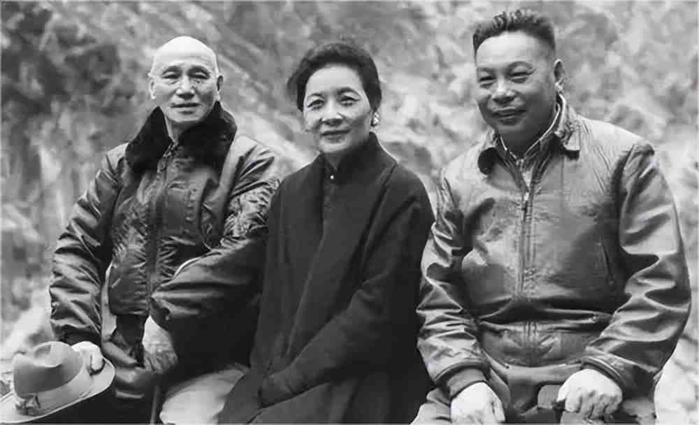 1949年蒋介石败逃前夕，孔令侃送来10万美金，老蒋怒喝：给我滚|孔令侃|白兰花|蒋介石_新浪新闻