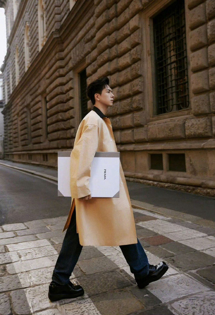 Реплики сумок известных брендов-prada2024 мужская 