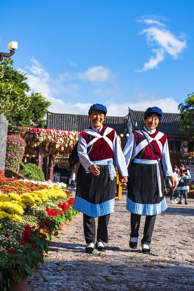 走进丽江感受纳西族多彩的民俗风情