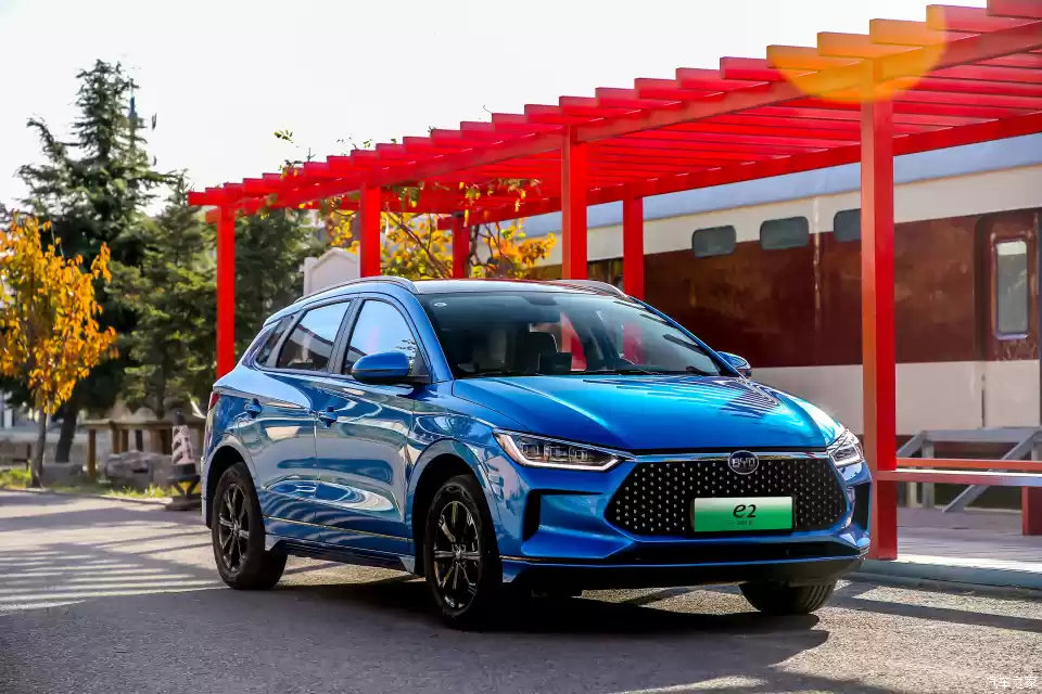 98 301kmnedc续航售价(万元)车型比亚迪e2新车型 指导售价