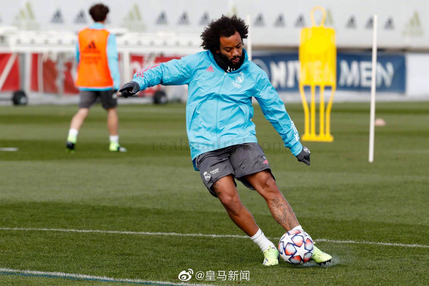 拉莫斯又一次跟随全队训练,这意味着他已经完全康复了