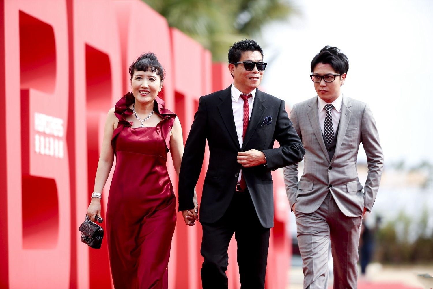 王中军谈范冰冰偷漏税华谊受连累持续亏损目前仍没走出困境