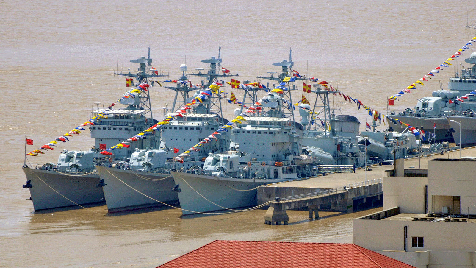 纪念国产第一代051型导弹驱逐舰全部退役_高清图集_新浪网