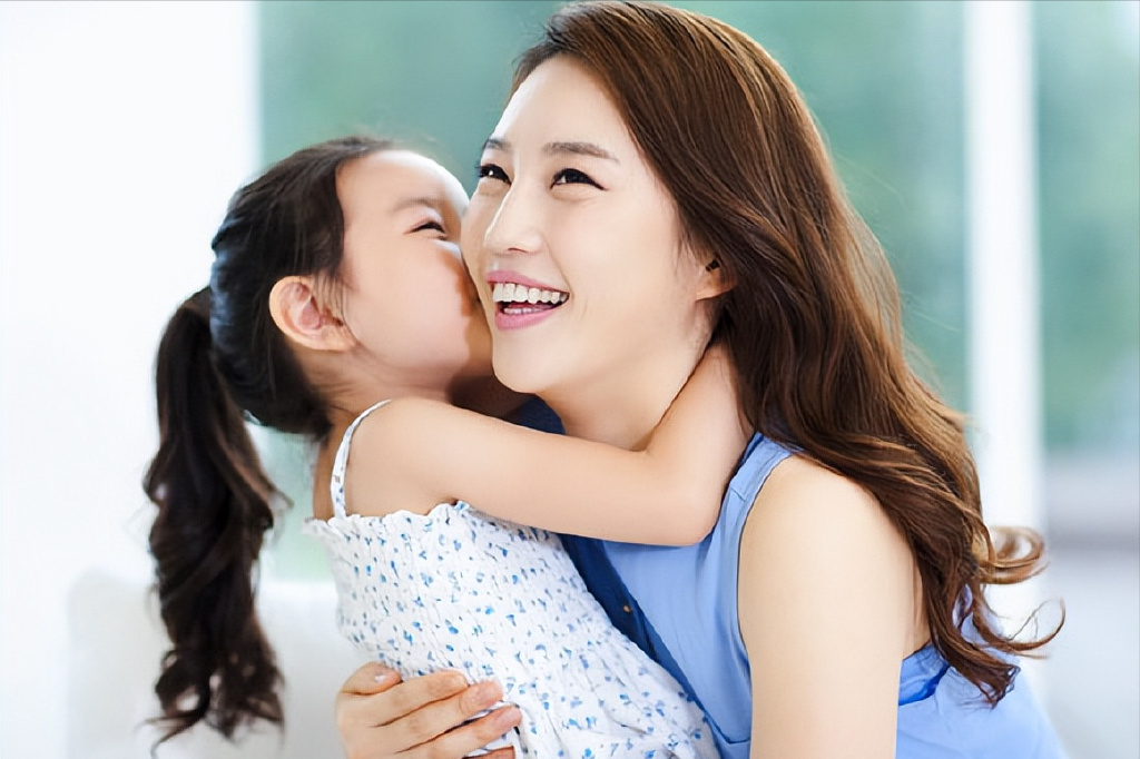二胎宝妈全职8年,成功逆袭重返职场,活成孩子眼中的一道光