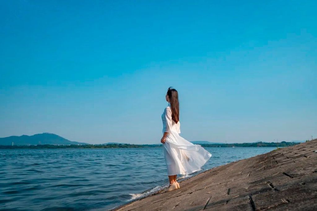 2022下半年最清醒的活法:一半,一半休闲区蓝鸢梦想 - Www.slyday.coM 2022下半年最清醒的活法:一半,一半休闲区蓝鸢梦想 - Www.slyday.coM