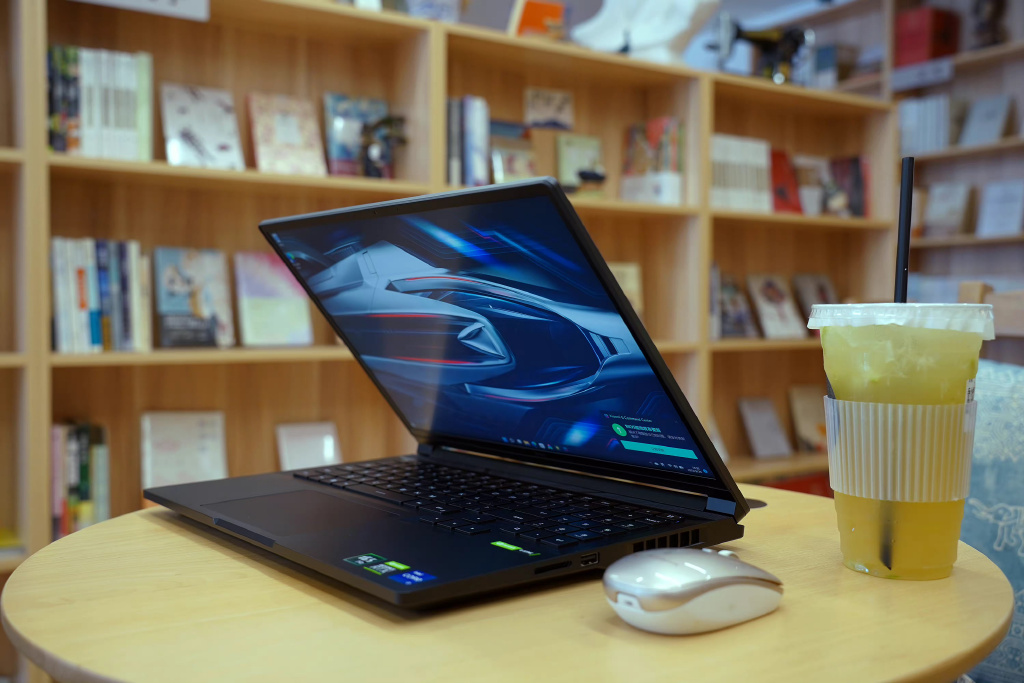 Redmi G游戏本1代升级到Redmi G游戏本2022，是什么样的体验？休闲区蓝鸢梦想 - Www.slyday.coM