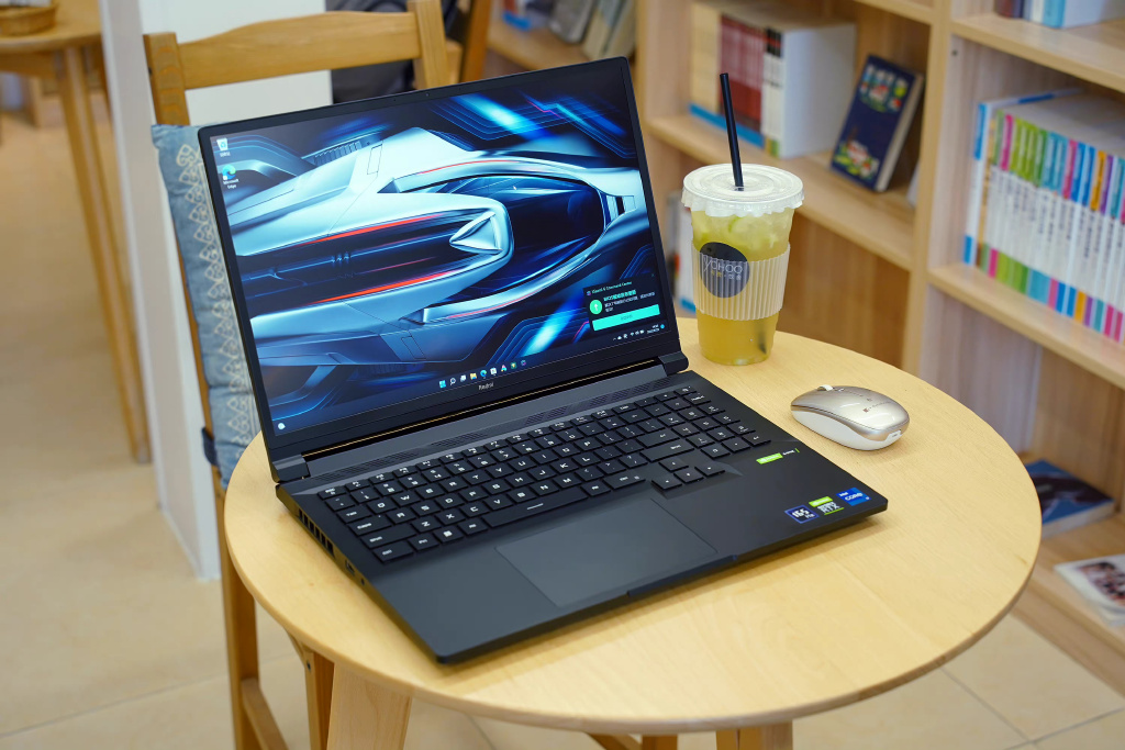 Redmi G游戏本1代升级到Redmi G游戏本2022，是什么样的体验？休闲区蓝鸢梦想 - Www.slyday.coM