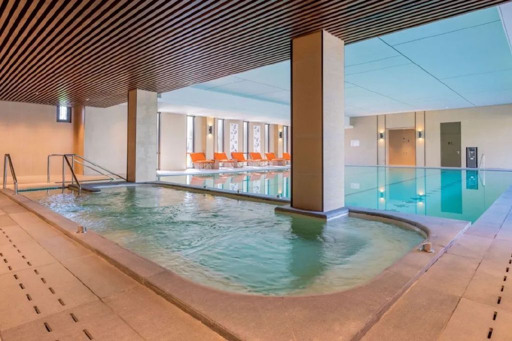 蓝莓评测|为探索理想退休生活,我住进了养老社区休闲区蓝鸢梦想 - Www.slyday.coM 蓝莓评测|为探索理想退休生活,我住进了养老社区休闲区蓝鸢梦想 - Www.slyday.coM