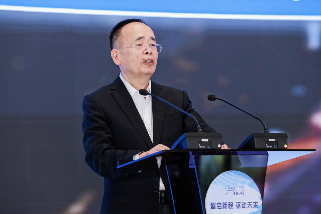 站在新的十字路口为何说桐乡市全汽车产业链堪称模范