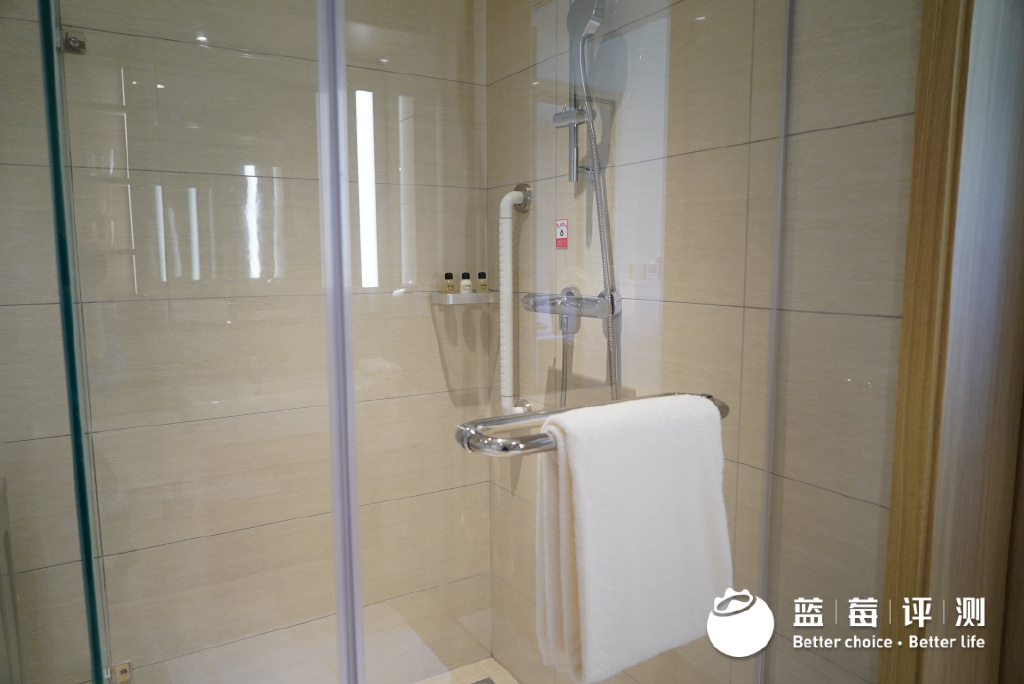 蓝莓评测｜为探索理想退休生活，我住进了养老社区休闲区蓝鸢梦想 - Www.slyday.coM