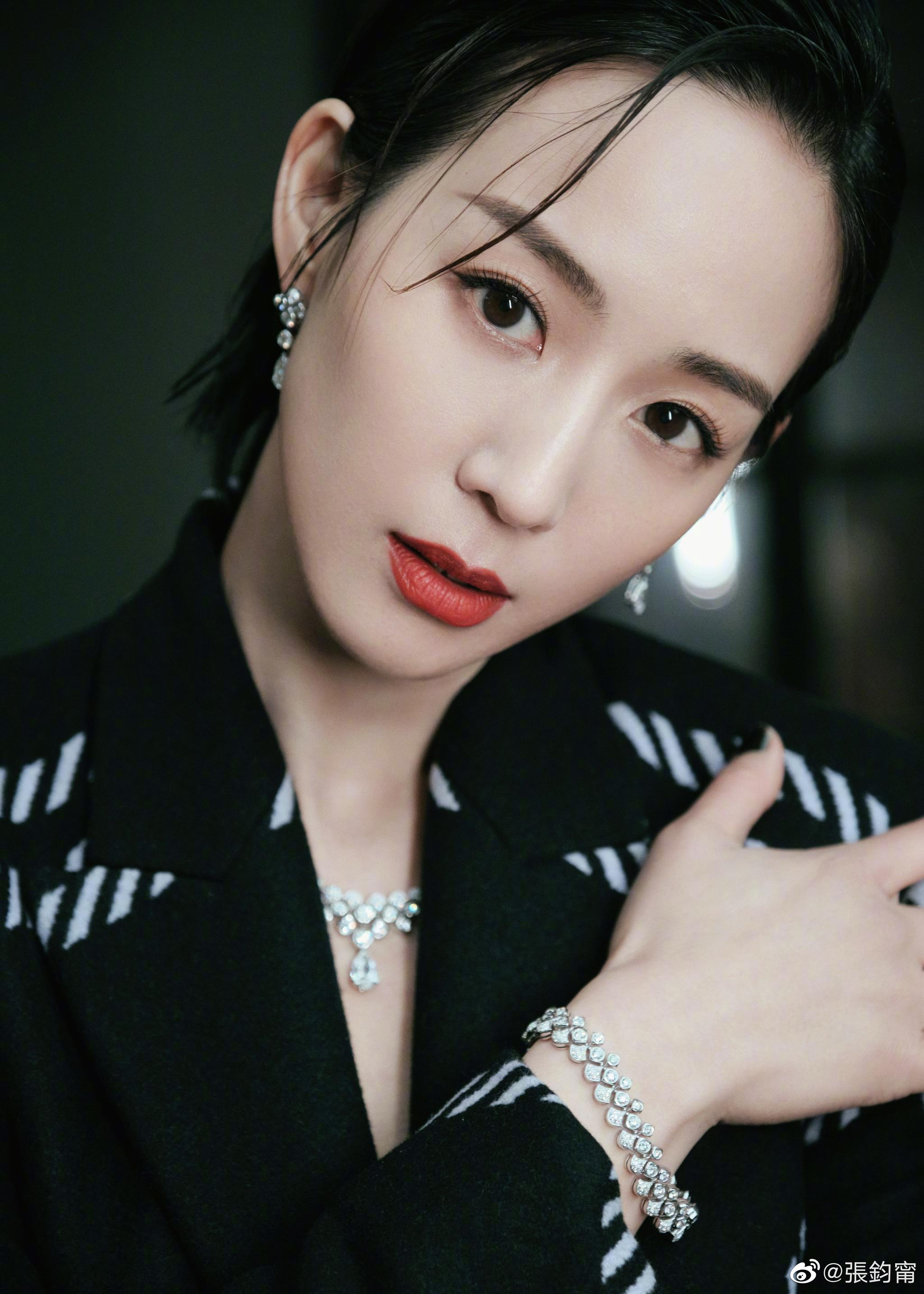 又冲突张钧甯团队遭遇恶意偷拍劝删无果还被路人口吐芬芳