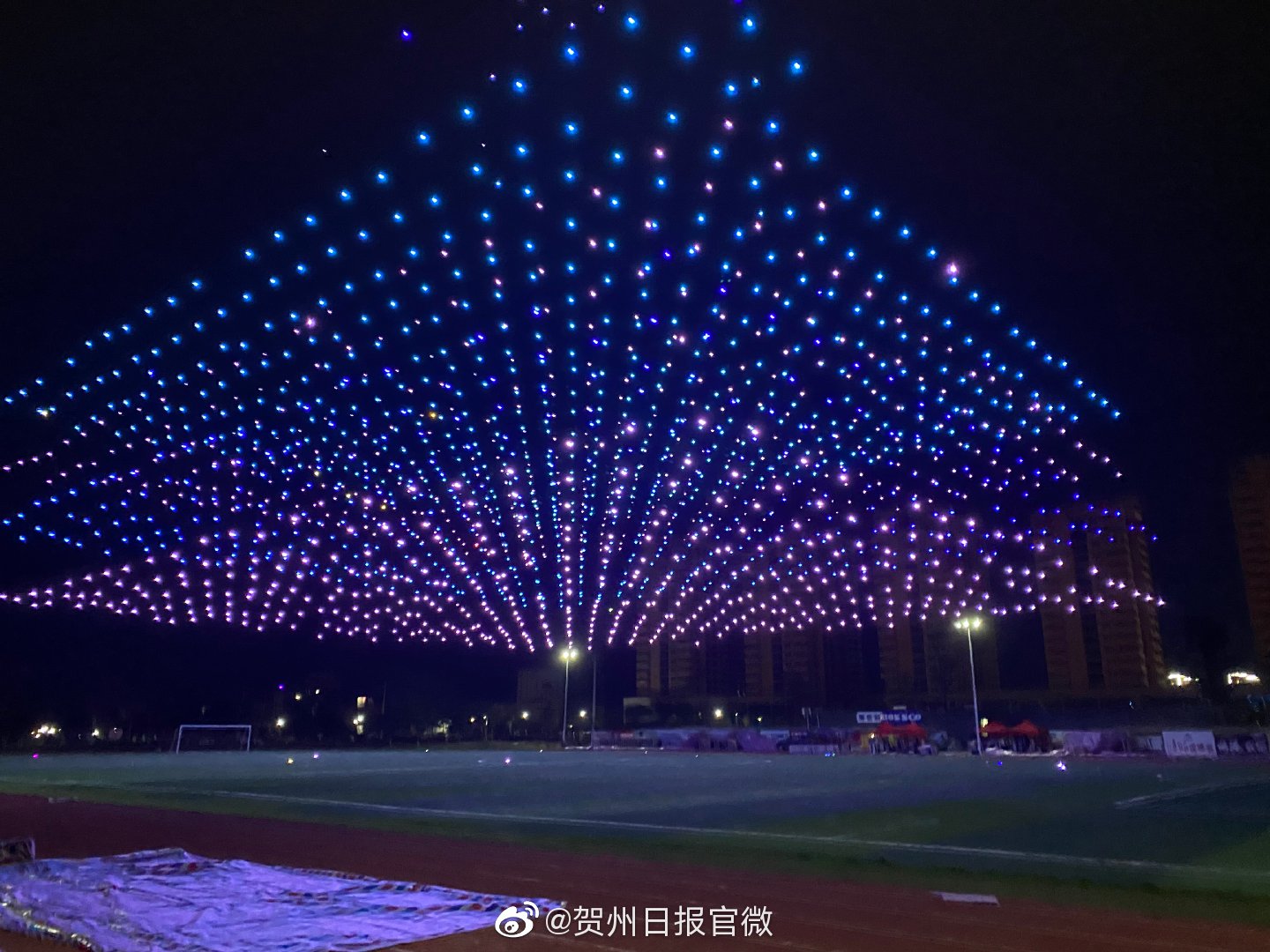 贺州市2020年迎中秋庆国庆亿航无人机天幕表演_高清图集_新浪网