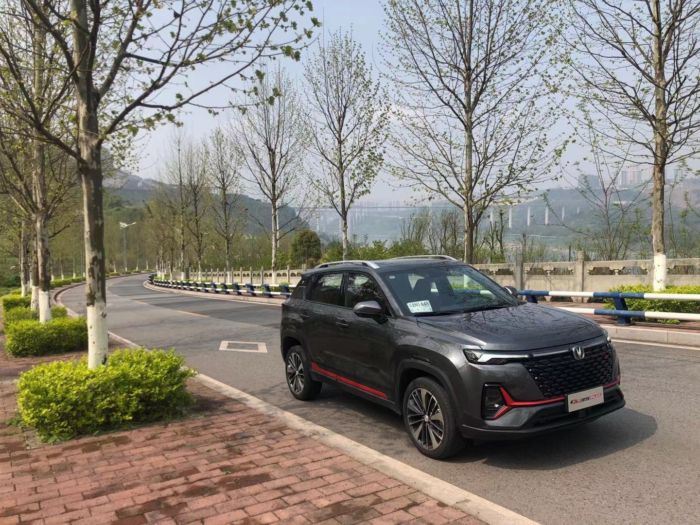 试驾长安cs35plus蓝鲸1.4t,秒懂「plus」法则!