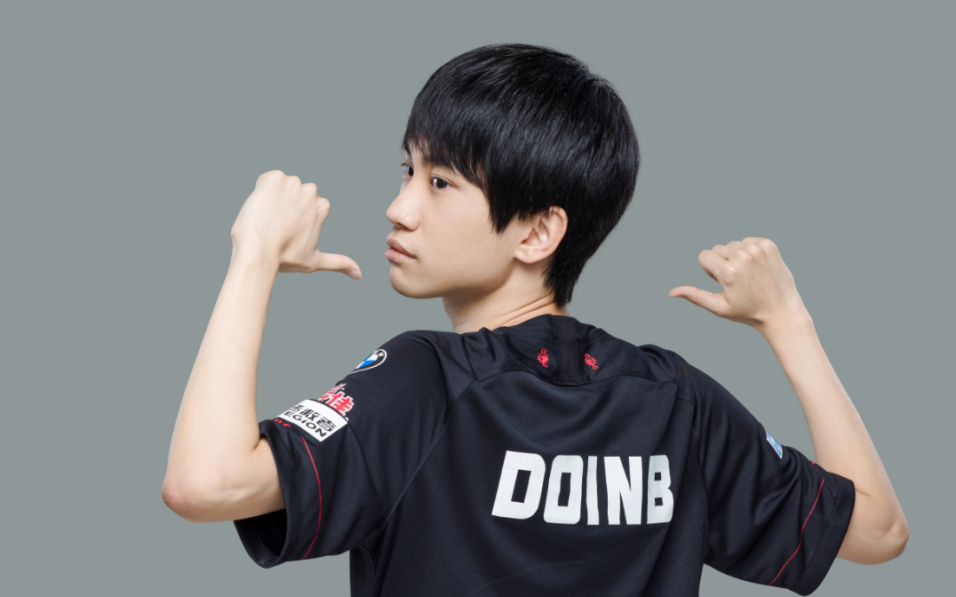 但金身打字就很离谱