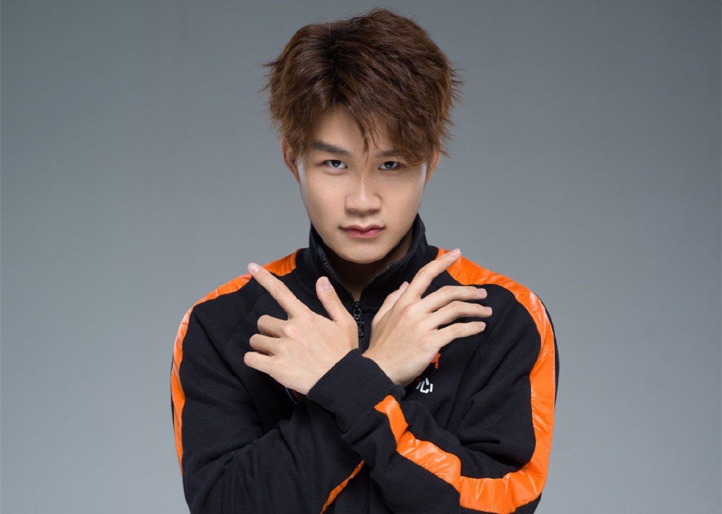 dyg小义被下放当义工giao重新上场赖神小义成了第二个久诚