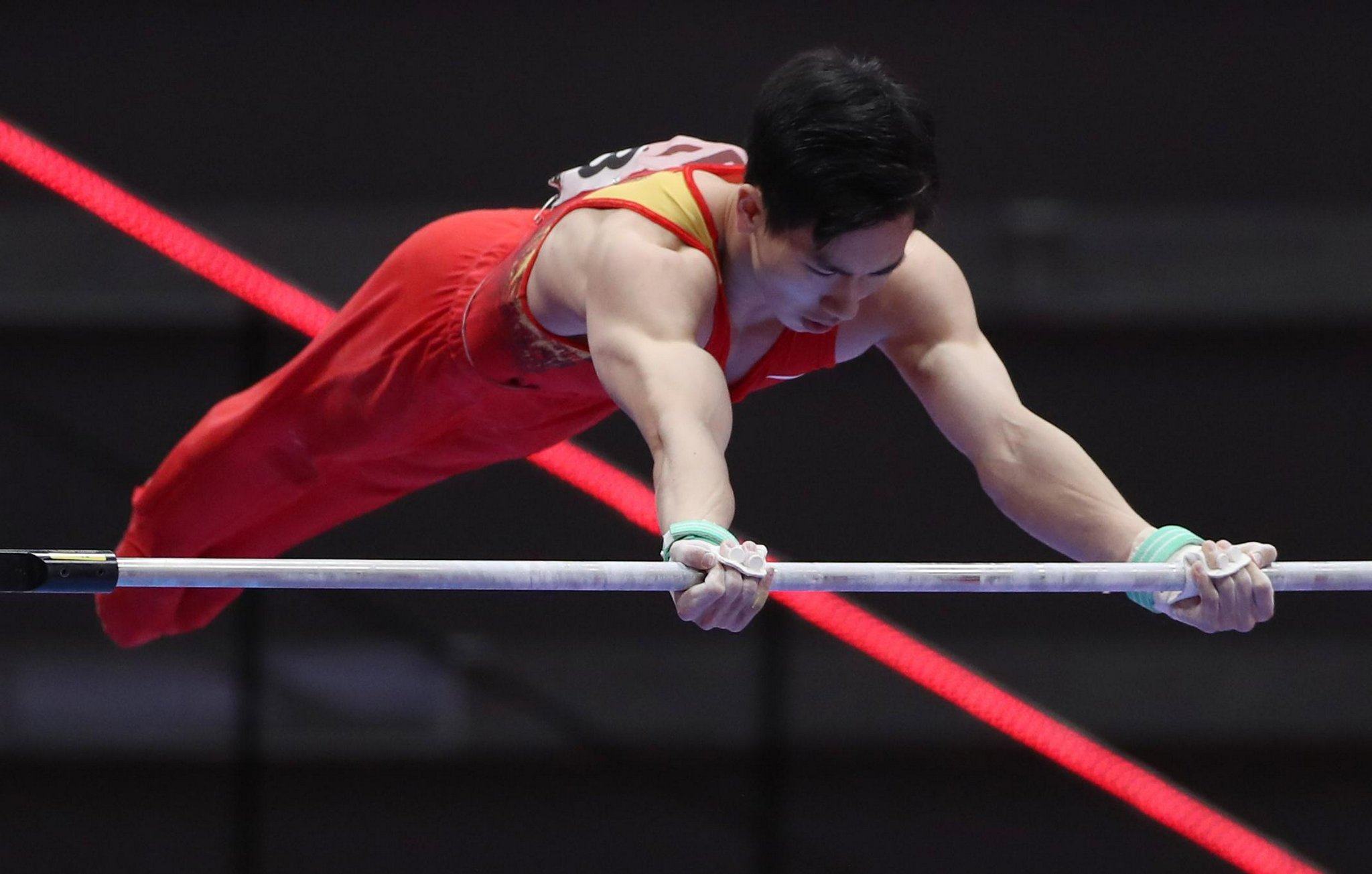 体育体操世锦赛张博恒问鼎全能王2