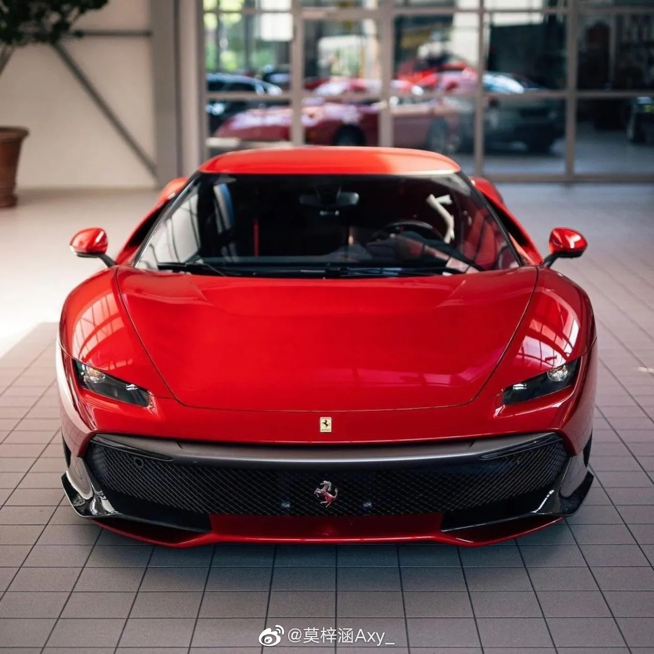 法拉利客户私人订制sp38基于488gtbwhatadesign