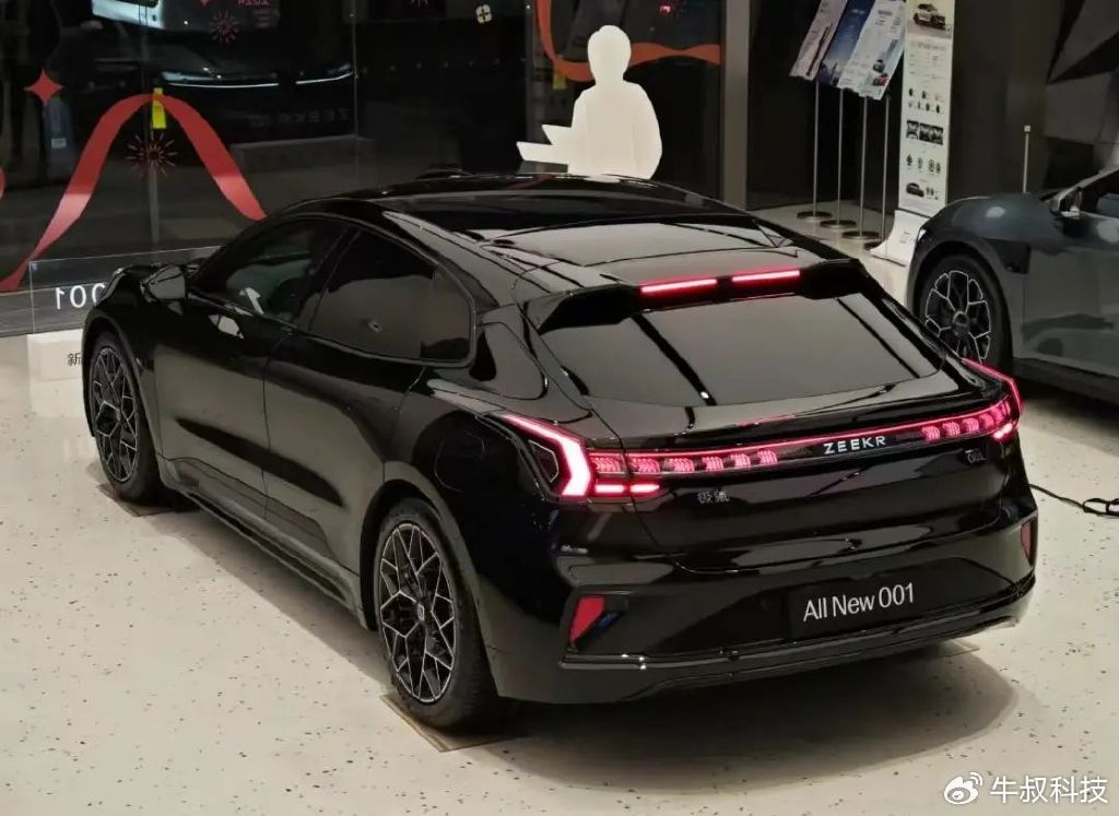 新浪汽车>汽车看点>自媒体>正文>1024_747