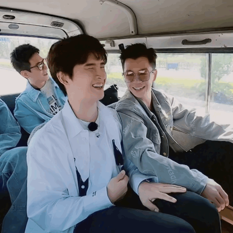 千呼万唤始出来,“再就业男团0713”最真实团综已上线,快约起来休闲区蓝鸢梦想 - Www.slyday.coM 千呼万唤始出来,“再就业男团0713”最真实团综已上线,快约起来休闲区蓝鸢梦想 - Www.slyday.coM