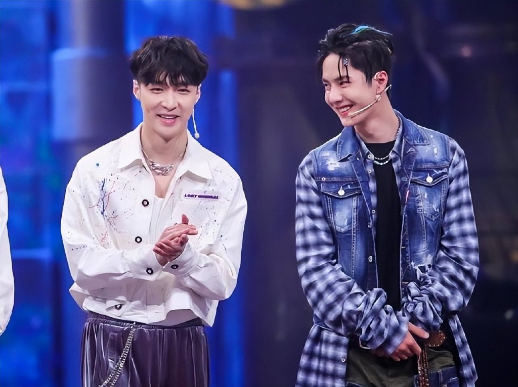 肖战、周杰伦等明星帮张艺兴宣传新歌,蔡徐坤和王一博则保持沉默休闲区蓝鸢梦想 - Www.slyday.coM 肖战、周杰伦等明星帮张艺兴宣传新歌,蔡徐坤和王一博则保持沉默休闲区蓝鸢梦想 - Www.slyday.coM