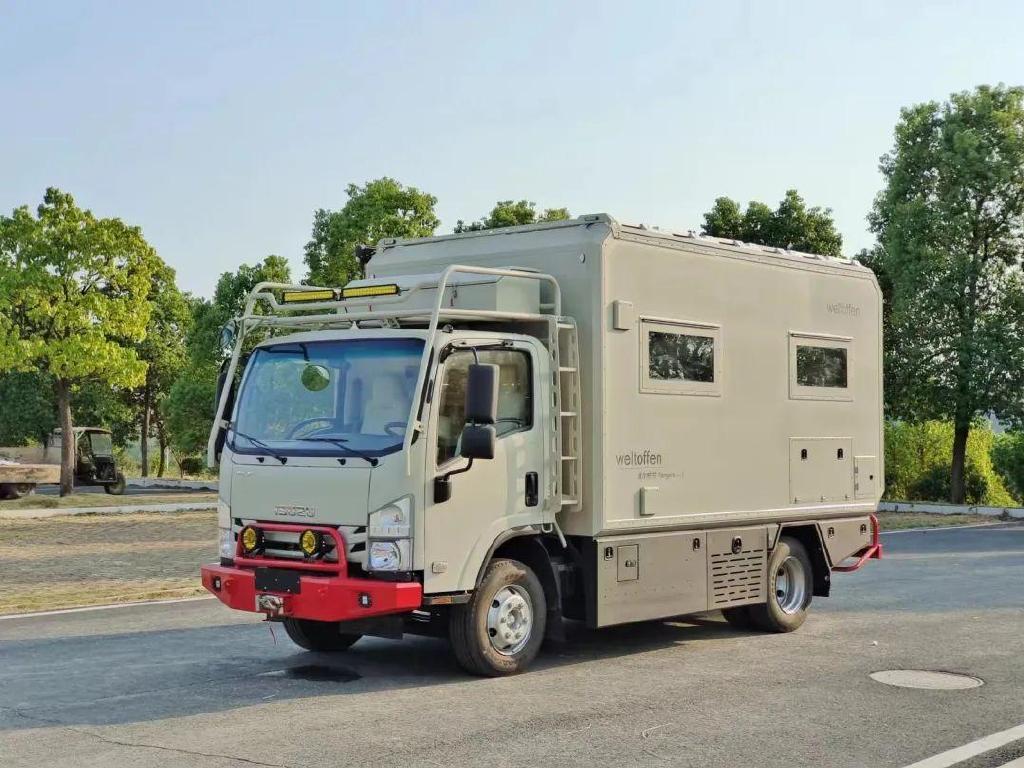 舜宇威尔特芬五十铃700p游骑兵方舱型旅居车纵享舒适旅程