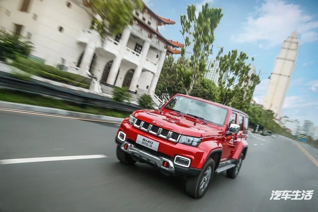 bj40城市猎人版:小众越野也能拥有"高光时刻"-新浪汽车