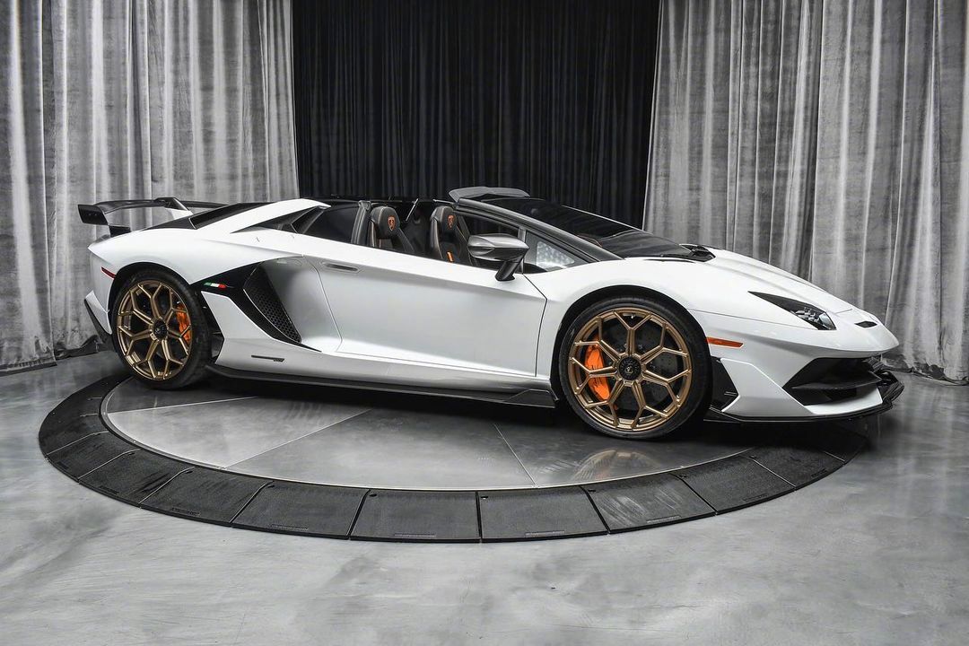 兰博基尼lamborghini aventador lp770-4 svj roadster_高清图集_新浪