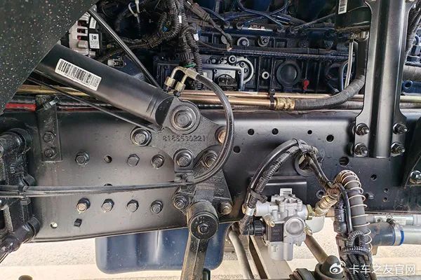 大件运输首选90后帅哥王新只认北奔重卡v3卡车之友网