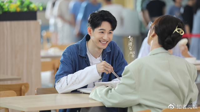 《两个人的小森林》张彬彬但凡拉胯一点，也压不住这三位绝帅男配休闲区蓝鸢梦想 - Www.slyday.coM