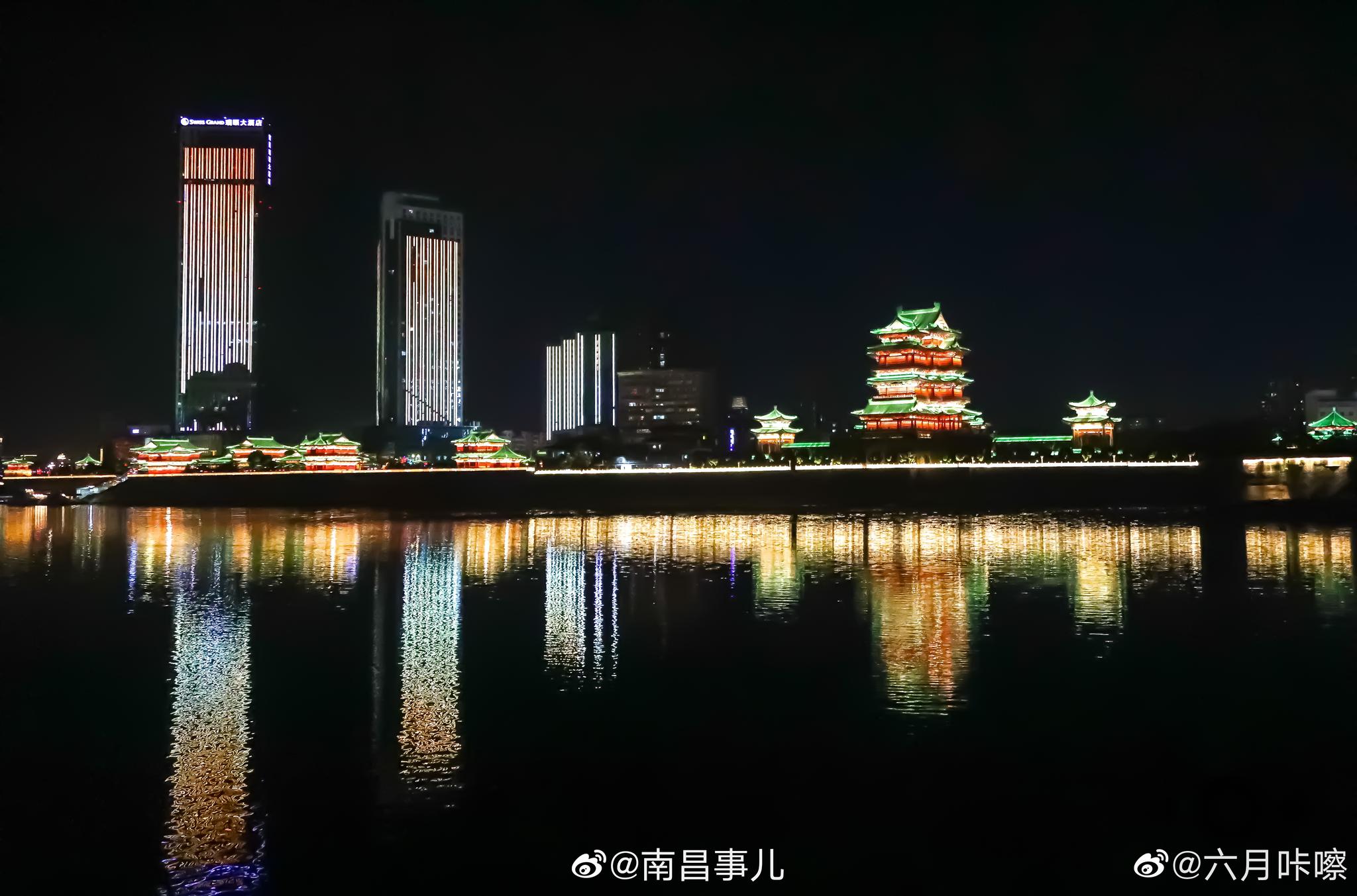 醉美南昌!一江两岸灯光秀