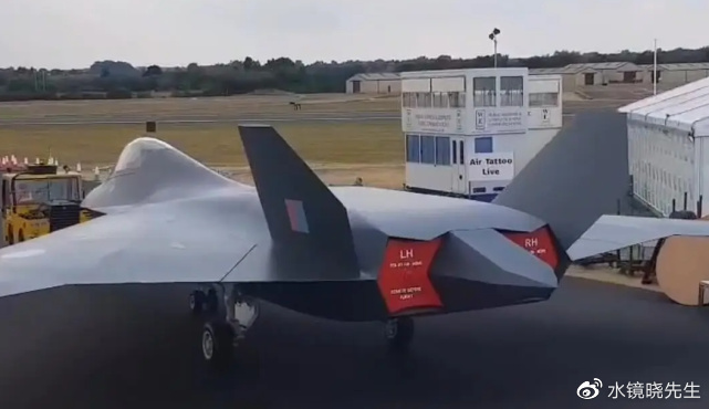 吊打美军F22?军方首款6代机露真容,造价26亿还能无人驾驶休闲区蓝鸢梦想 - Www.slyday.coM 吊打美军F22?军方首款6代机露真容,造价26亿还能无人驾驶休闲区蓝鸢梦想 - Www.slyday.coM