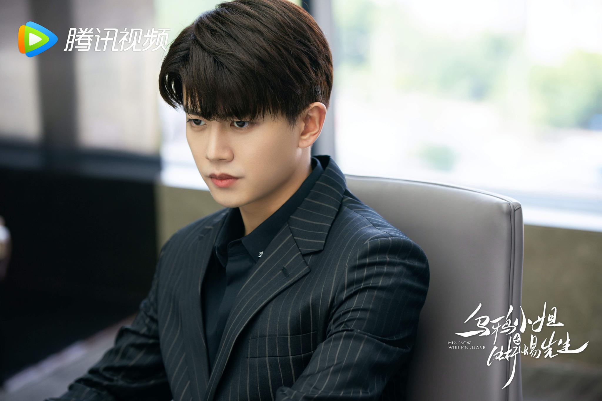 今日份剧照来喽~顾川@任嘉伦allen 和姜小宁@邢菲_ 恋爱有转折?