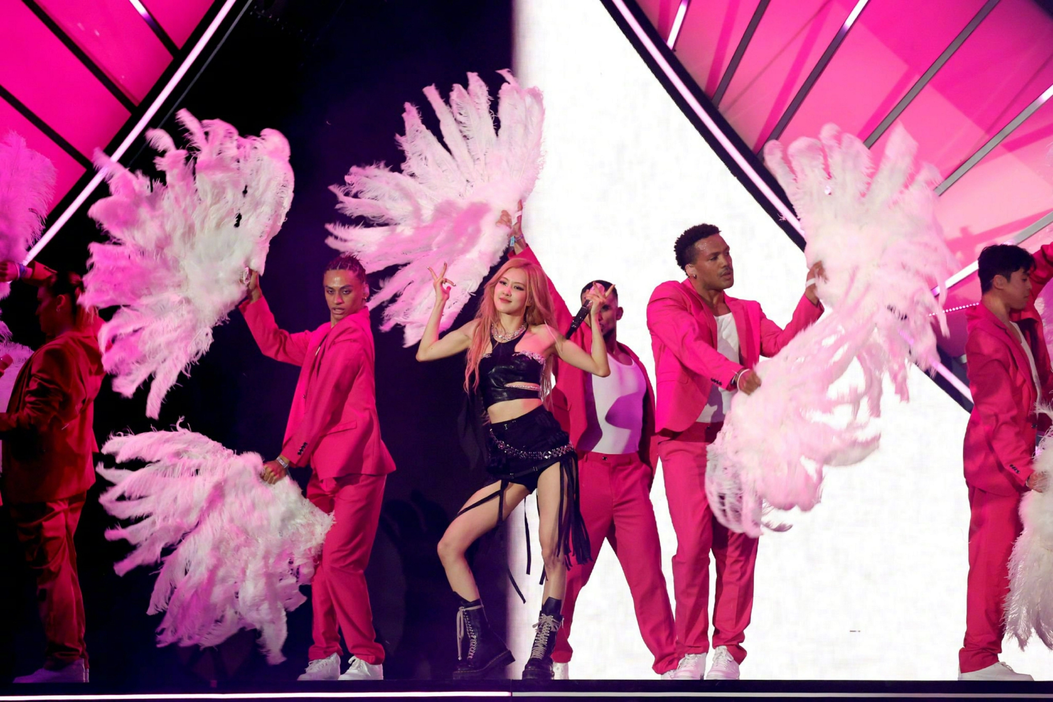 blackpink今天科切拉音乐节表演极清美图第二波