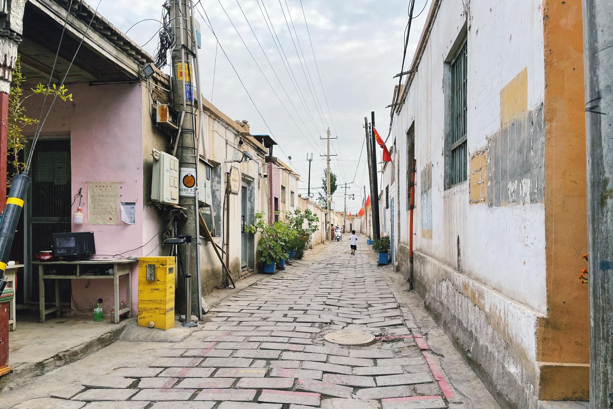 库车王府这条民族风情街真好看,还有干净的小巷子