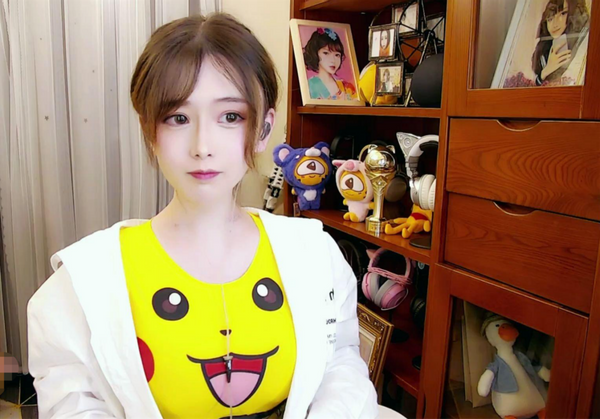 轩墨宝宝差点变成女生艾比女人味十足网友女装只服王小歪