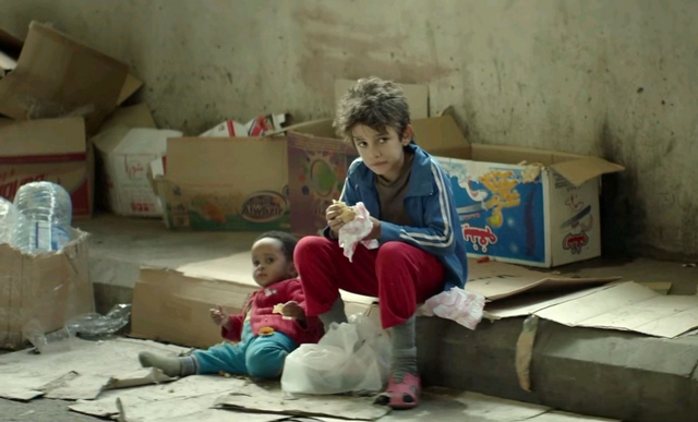 何以为家的赞恩从小经历苦难12岁含泪控诉原生父母