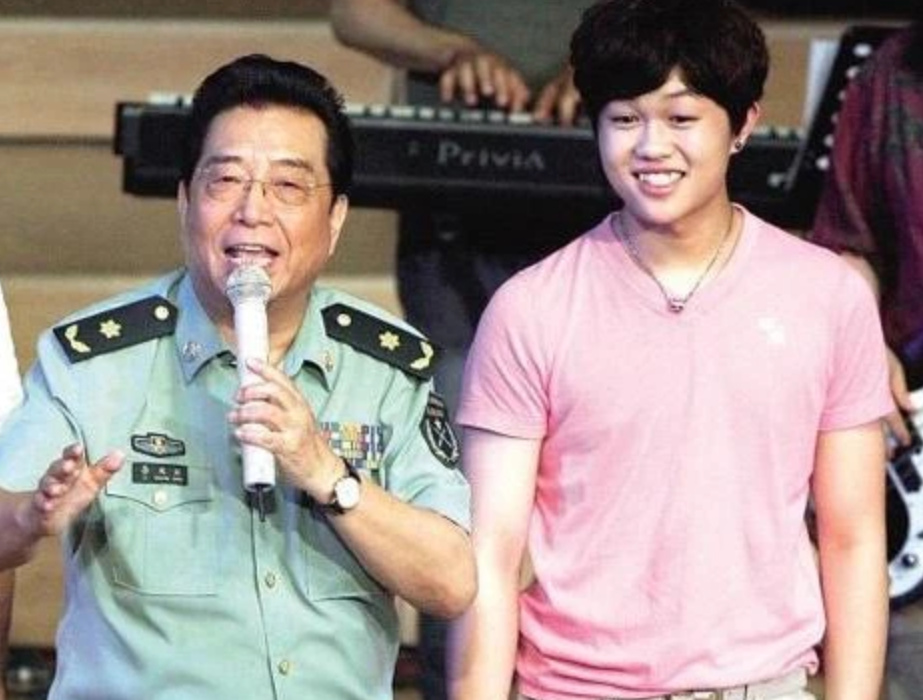 李天一10年刑满释放,李双江夫妇设宴奏乐,受害女孩还没走出阴影