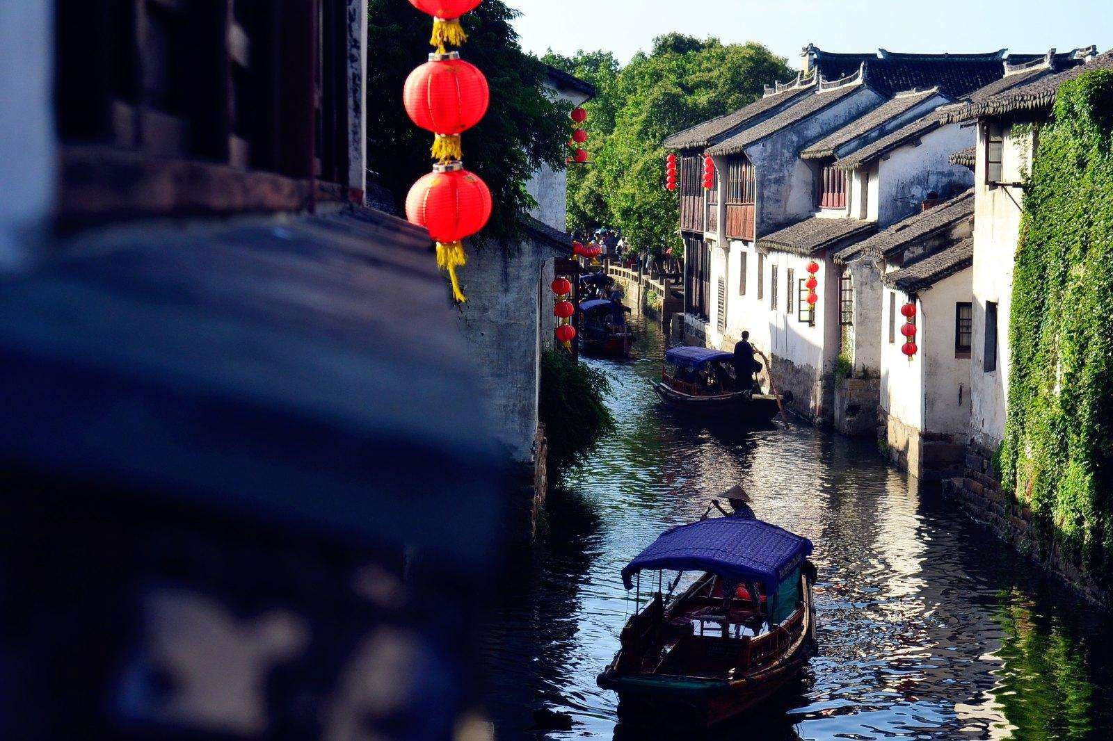 周庄古镇是一座江南小镇，有“中国第一水乡”之美誉……__财经头条