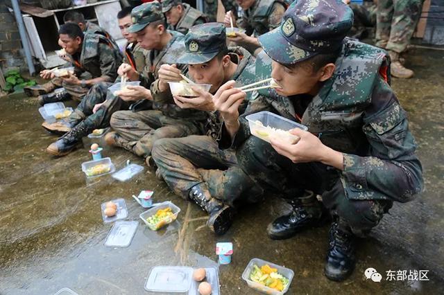 陸軍火箭軍武警部隊和民兵全部出動