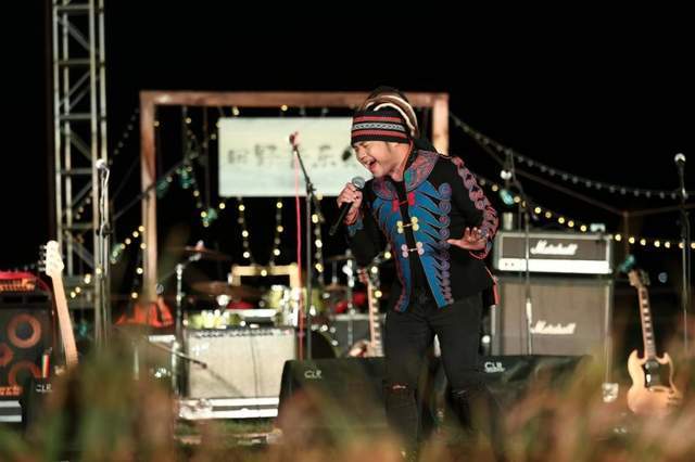 听风吹稻浪！李维真、濮曼乐队、杨添茸等歌手与多位云南快手达人休闲区蓝鸢梦想 - Www.slyday.coM